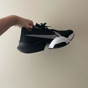 Womens Nike air zoom superrep